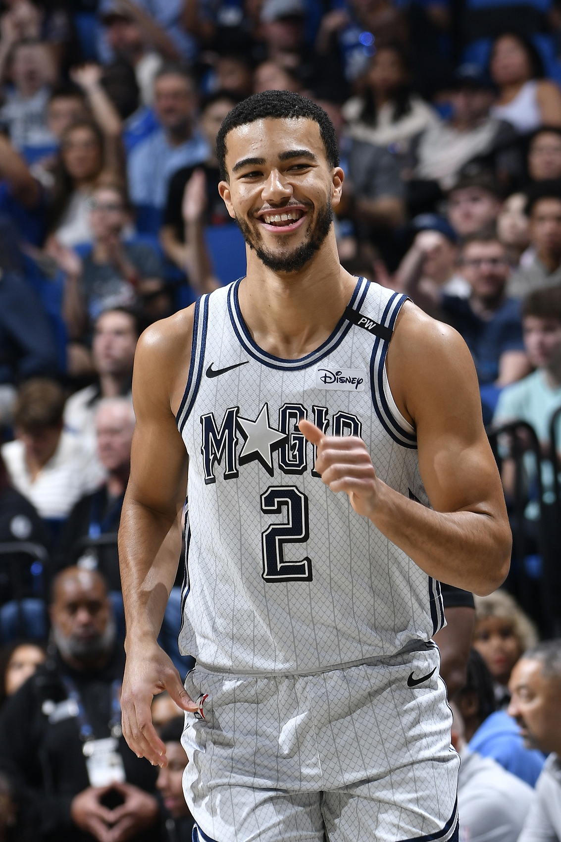 必一运动-招兵买马！老鹰一年合同签下休斯坦 球员全明星周末过后三分神准